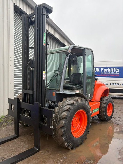 Ausa C250 H X4 - 2.5 Tonne Rough Terrain Forklift Truck