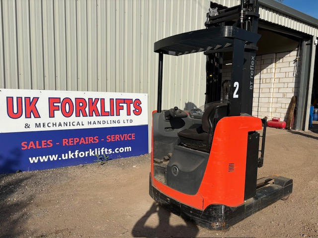 BT Reach RRE140B - 1.4 Tonne Electric Forklift Truck