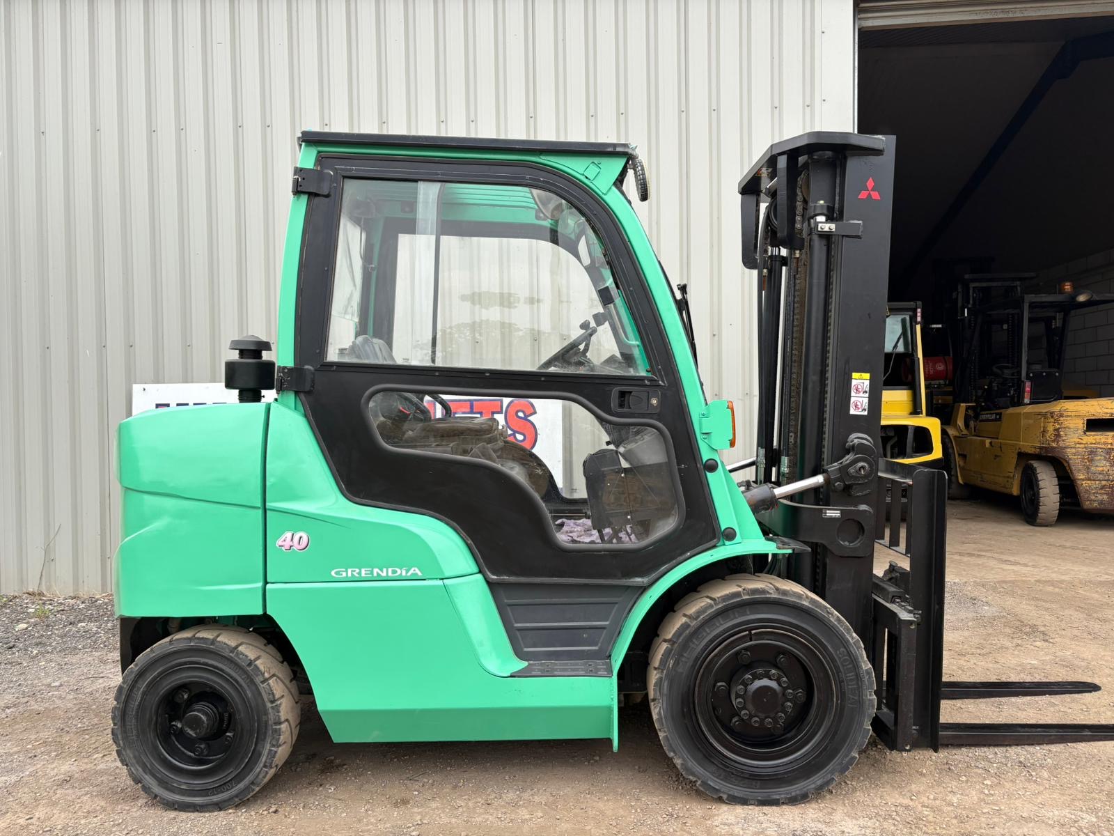 Mitsubishi FD40NT - 4.0 Tonne Diesel Forklift Truck