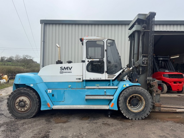 SMV - SL161200B - 16 Tonne Diesel Forklift Truck