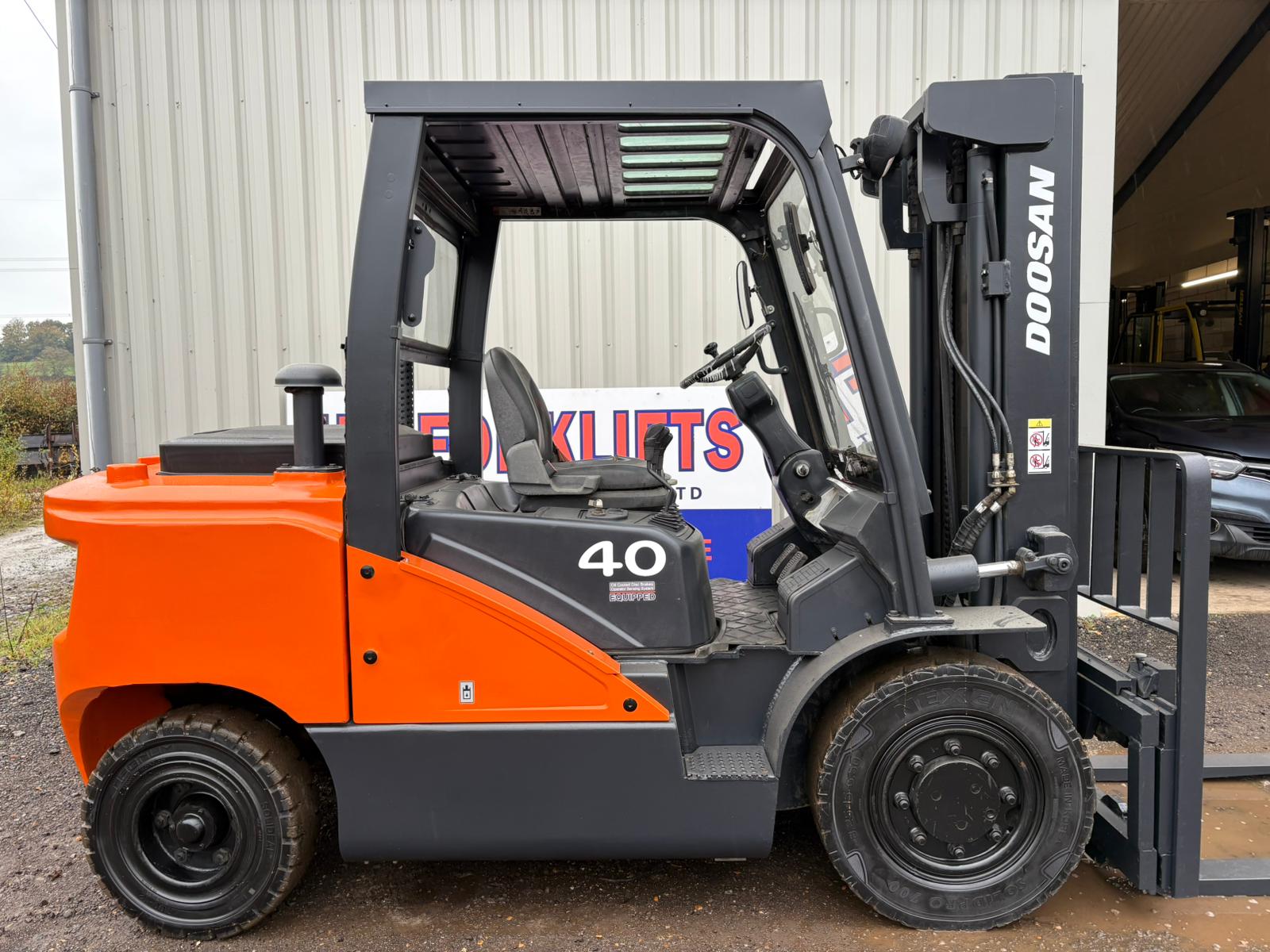 Doosan D40SC-7 - 4.0 Tonne Diesel Forklift Truck