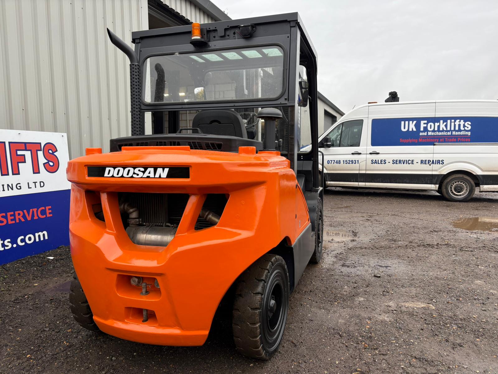 Doosan D40SC-7 - 4.0 Tonne Diesel Forklift Truck