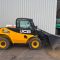 JCB 520-40 - 2 Tonne Rough Terrain Forklift Truck