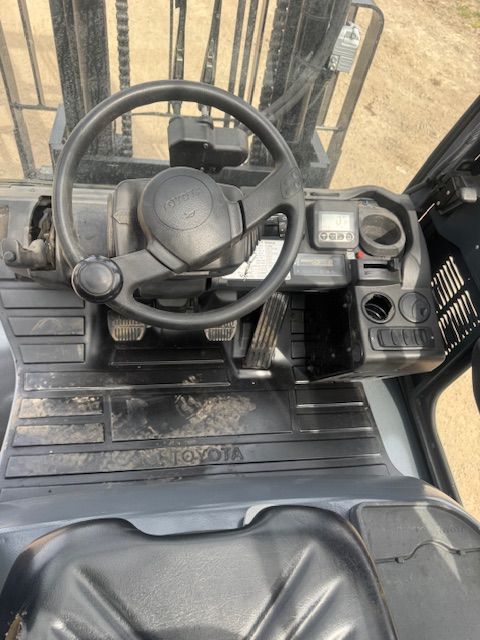Toyota 40-8FD35N - 4.0 Tonne Diesel Forklift Truck
