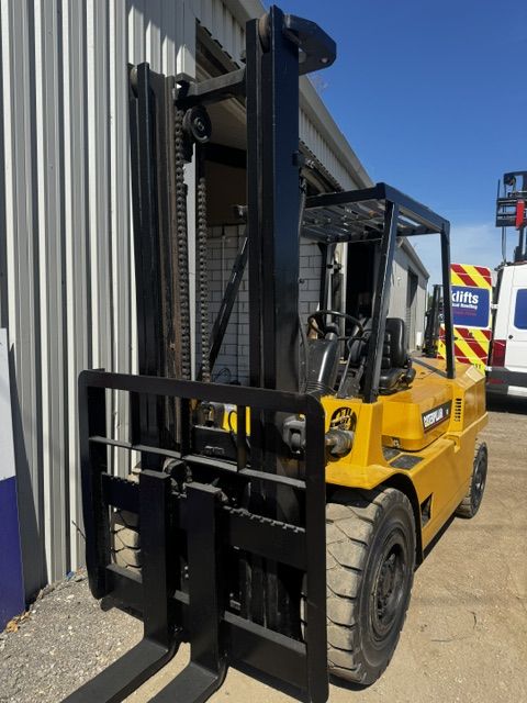 CAT DP50 - 5 Tonne Diesel Forklift Truck