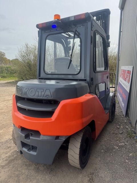 Toyota 40-8FD35N - 4.0 Tonne Diesel Forklift Truck